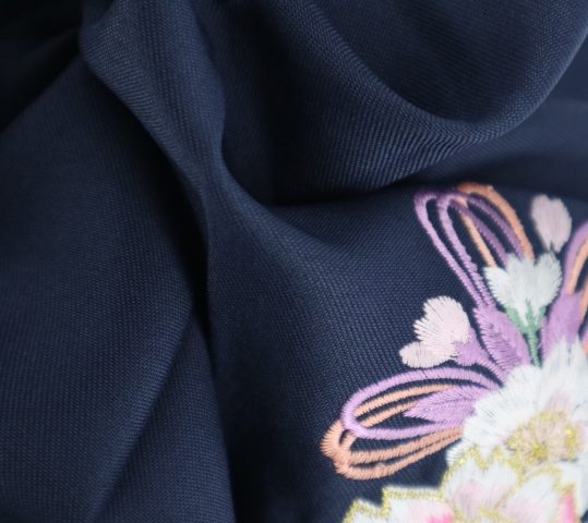 卒業式袴単品レンタル[刺繍]紺色に花とリボンの刺繍[身長138-142cm]No.700